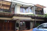 Luar Bangunan Paras Yogya With Private Pool Villa