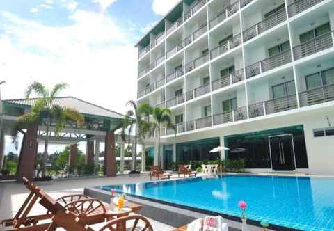 Swimming Pool The Flora May Resort