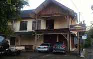 Bangunan 3 OYO 2074 Joglo Homestay