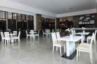 Bar, Kafe dan Lounge The Grand Day Night - SHA Extra Plus (SHA++)