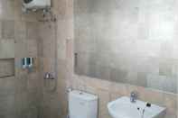 Toilet Kamar City Edge Guest House