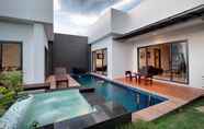 Kolam Renang 3 Seastone Private Pool Villas