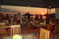 Bar, Cafe and Lounge Matahari Hotel & Restaurant Labuan Bajo 