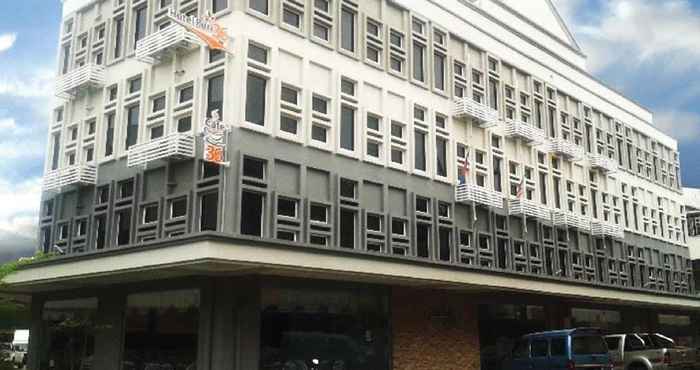 Bên ngoài Hotel Puri 36