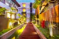 Bên ngoài Signature Seminyak Smart Hotel