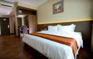 Kamar Tidur 4 56 Hotel