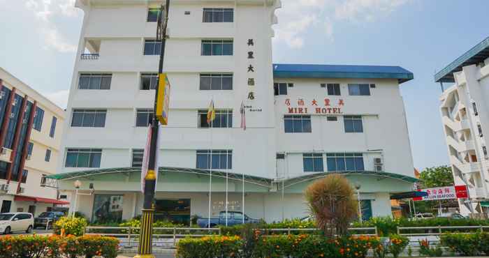 Bên ngoài Miri Hotel