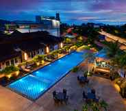 Swimming Pool 4 Eastin Hotel Penang