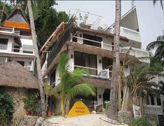 Exterior 2  Artista Beach Villas