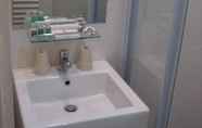 Toilet Kamar 7 Dormani Hotel Kuching