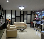 Lobi 4 W Apartment