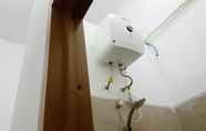 Toilet Kamar 6 Cozy Room near Royal Plaza Surabaya (LAF)