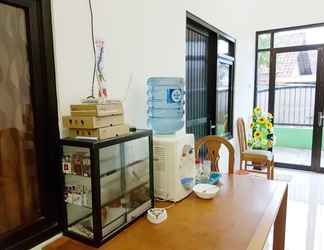 Sảnh chờ 2 Cozy Room near Royal Plaza Surabaya (LAF)