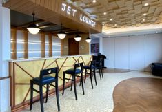 Bar, Kafe, dan Lounge 5 Jakarta Airport Hotel