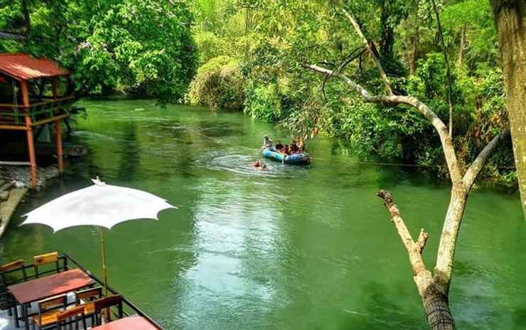 Baan Poompruk Resort