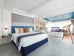 BEDROOM A-ONE The Royal Cruise Hotel Pattaya