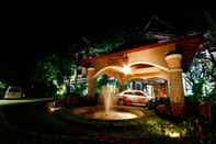 Bangunan 100 Islands Resort & Spa