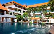 สระว่ายน้ำ 4 Rati Lanna Riverside Spa Resort