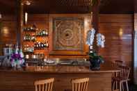 Bar, Cafe and Lounge Rati Lanna Riverside Spa Resort