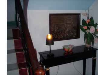 Lobi 2 Anthurium Inn