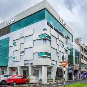 Exterior / Building 1 Super OYO 977 Hong Kong Suites, Miri Airport (MYY) Hotels
