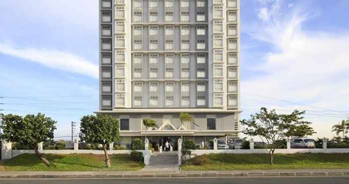 Luar Bangunan Microtel Inn & Suites by Wyndham At Mall of Asia