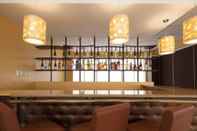 Bar, Cafe and Lounge Microtel by Wyndham - Sto. Tomas, Batangas