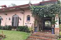 ภายนอกอาคาร Casa de Carlo Bed and Breakfast