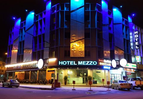 外観 Hotel Mezzo