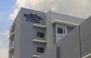 Exterior 3 Microtel by Wyndham UP Technohub