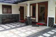 Exterior Homey Room in Pondok Indah (NIR)