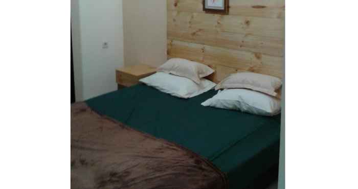 ห้องนอน Homey Room in Pondok Indah (NIR)