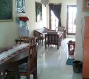 Bedroom 6 Homey Room in Pondok Indah (NIR)