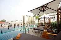 Swimming Pool Sunshine Hotel & Residences
