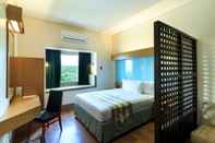 ห้องนอน Microtel by Wyndham South Forbes