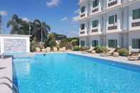 Swimming Pool Microtel by Wyndham South Forbes