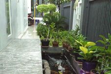 Common Space Simple Room near Grand Mall Bekasi (SEM)