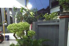 Exterior Simple Room near Grand Mall Bekasi (SEM)