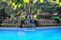 Swimming Pool Batis Aramin Resort and Hotel