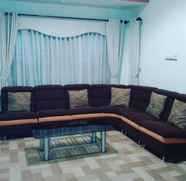 Lobi 5 Rumah Tawa Guesthouse-2