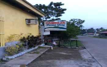 Exterior Camelia Homestay