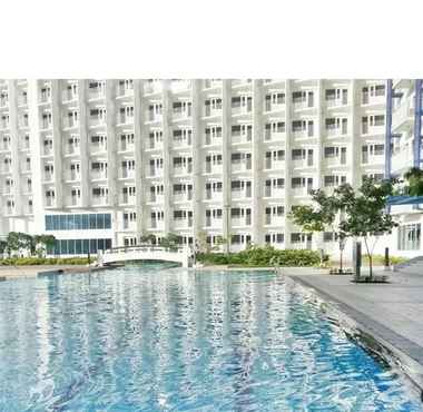 Swimming Pool 2 Jazz 9 by Stay in Manila