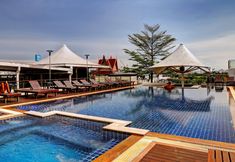 Swimming Pool 6 Dang Derm Khaosan