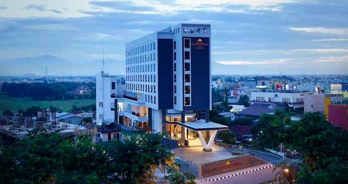 Bangunan Hotel Grandhika Setiabudi Medan