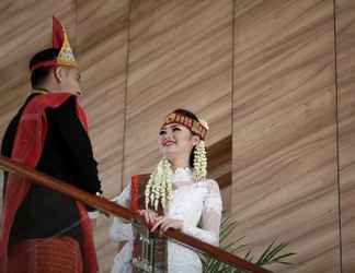 Lobby 2 Hotel Grandhika Setiabudi Medan