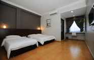 Kamar Tidur 3 Ailang Hotel