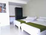BEDROOM Night and Day Inn