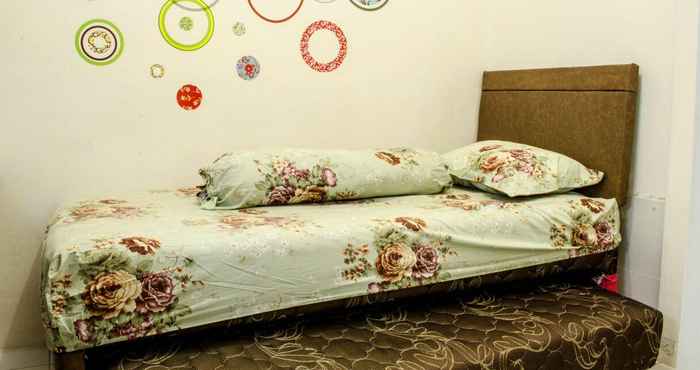 ห้องนอน Fun Room near Mangga Besar Train Station (BOA)