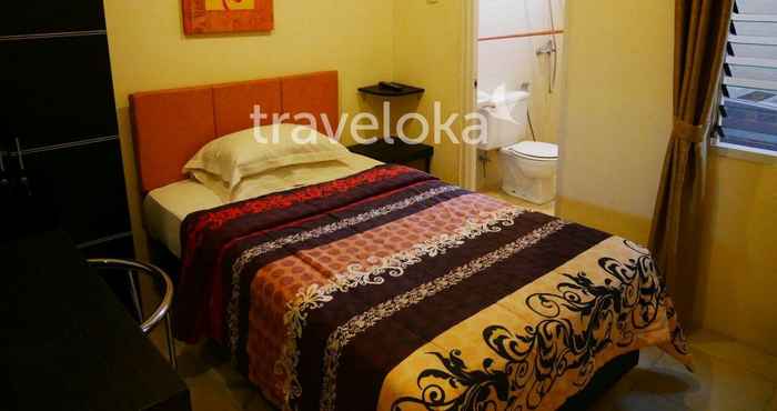 Bedroom Classy Room at Elani Residence near UI Salemba (ELA)