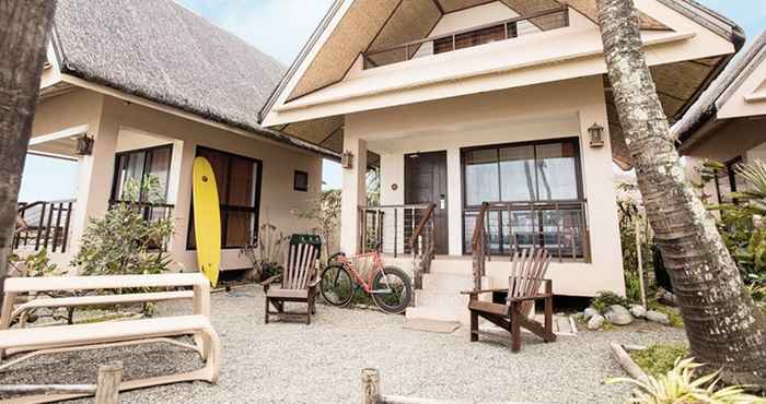 Luar Bangunan Nalu Surf Camp